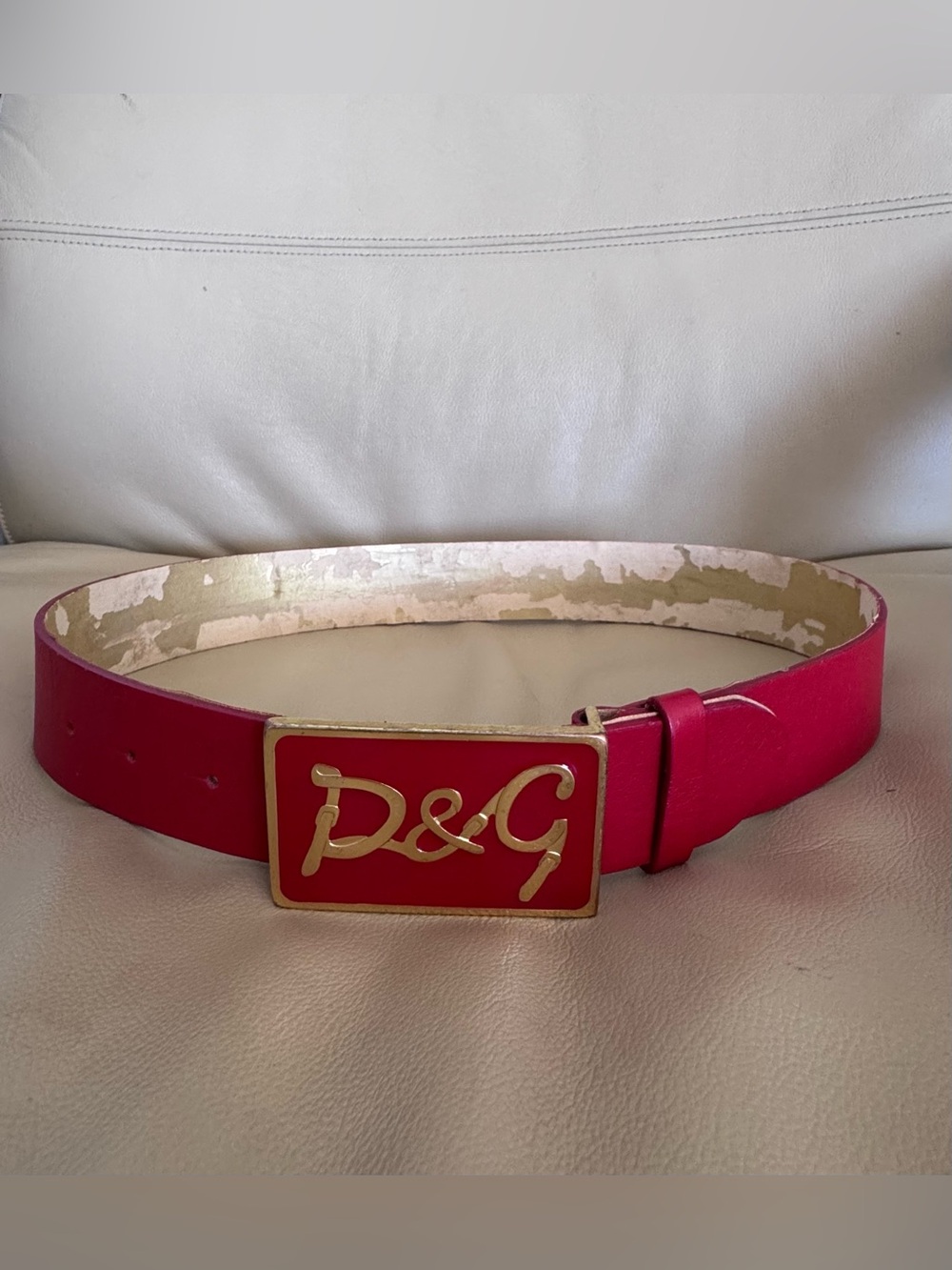 Vintage D&G Dolce&Gabbana Red Leather Leather Belt Gold and Enamel Logo Buckle